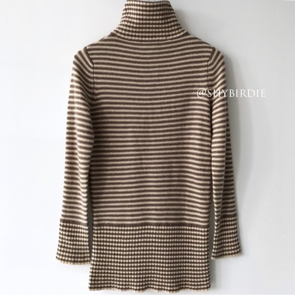 Banana Republic Tunic Length Henley Sweater - Picture 4 of 12